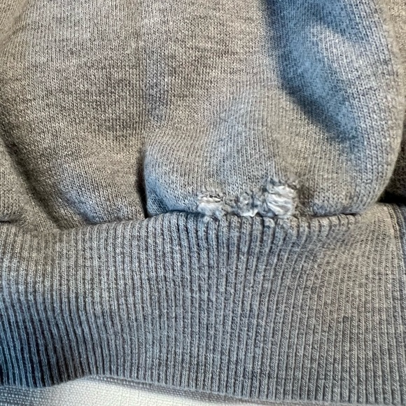 Mickey Inc, Walt Disney World sweatshirt, grey ,size XL, no hood - Picture 4 of 6